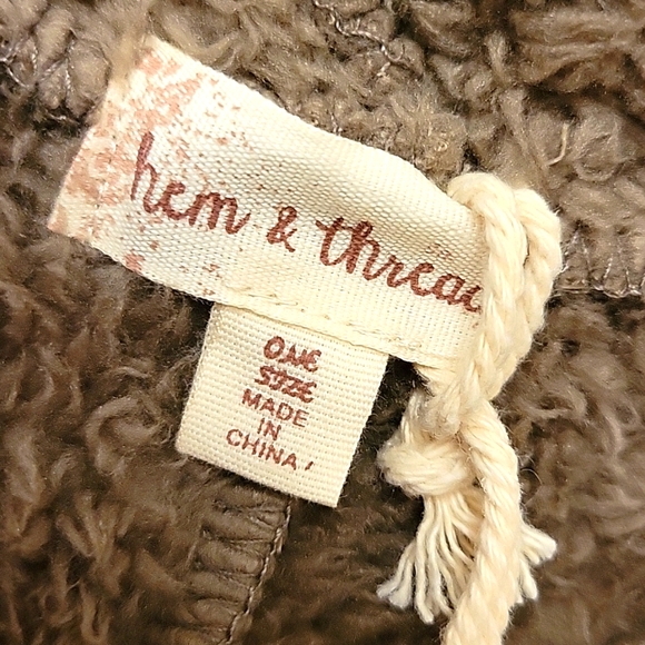 HEM & THREAD One Size Ultra Soft & Plush Cape w/Tuxedo Trim & Hood | NWT‼️ - Picture 12 of 12